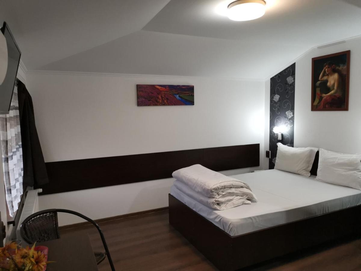 Hostel Joe